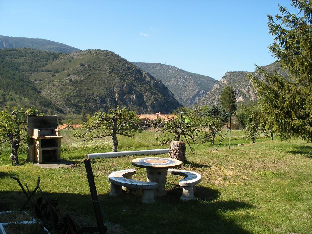 Petite Maison De Village Corneilla-de-Conflent ภายนอก รูปภาพ