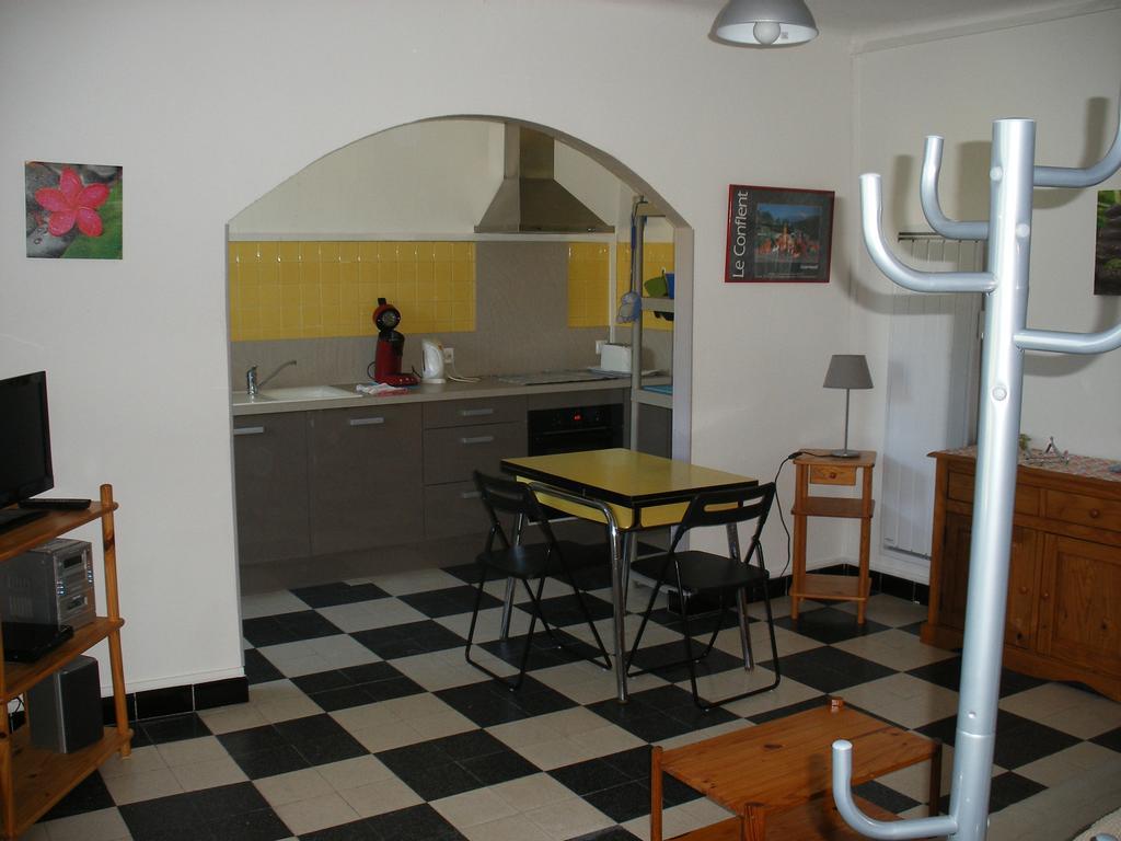 Petite Maison De Village Corneilla-de-Conflent ภายนอก รูปภาพ